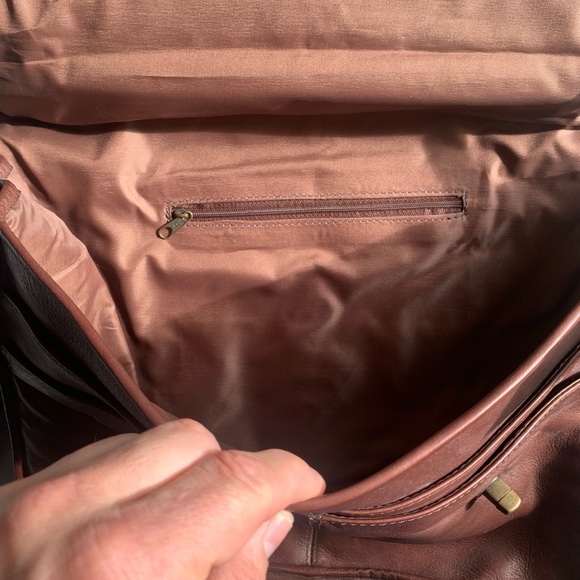 David King Jacara Collection Three Quarter Flap Messenger Bag Brown Soft New - Picture 5 of 7